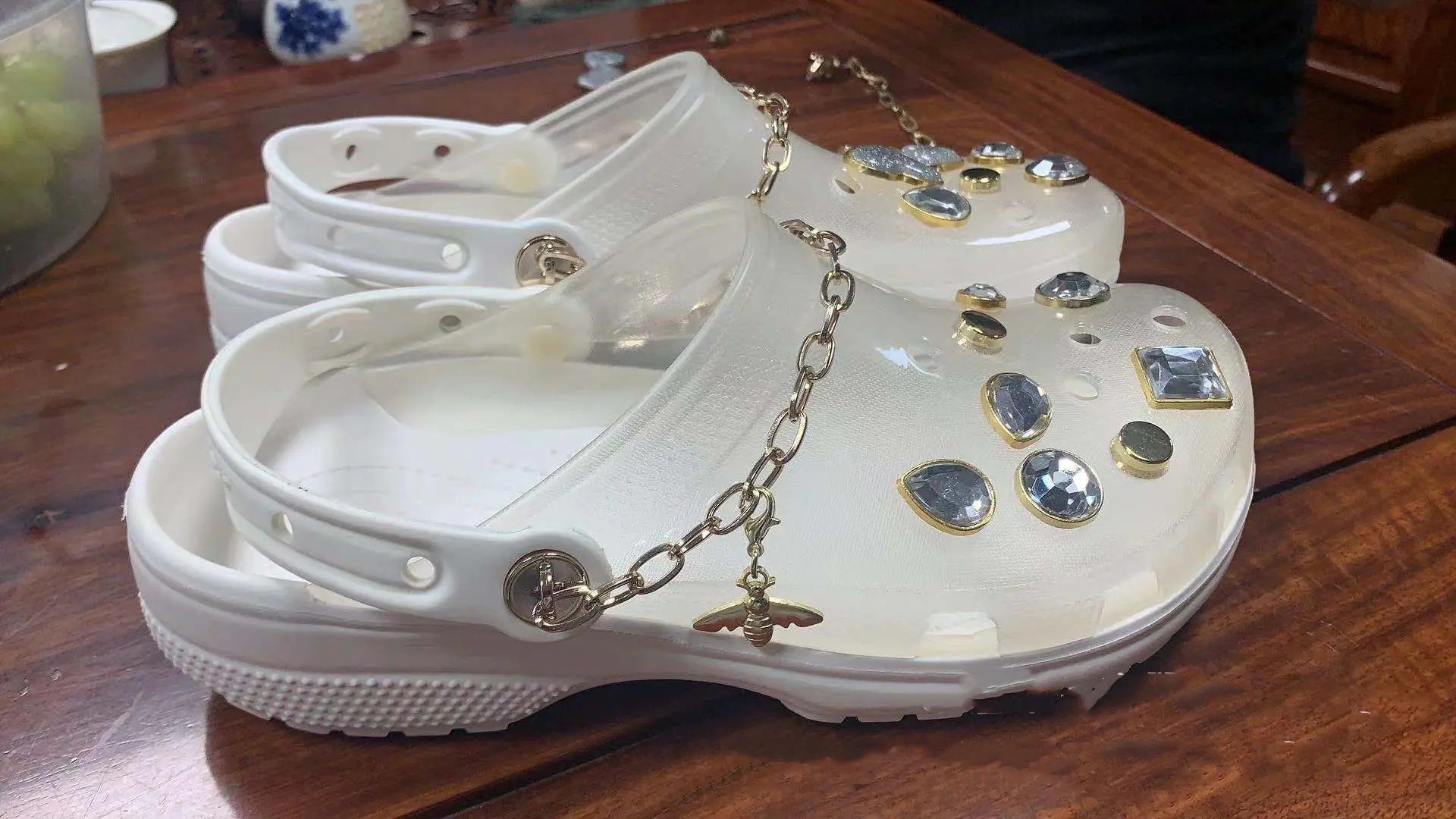 Sequined Women's Jelly Beach Sandals and Slippers