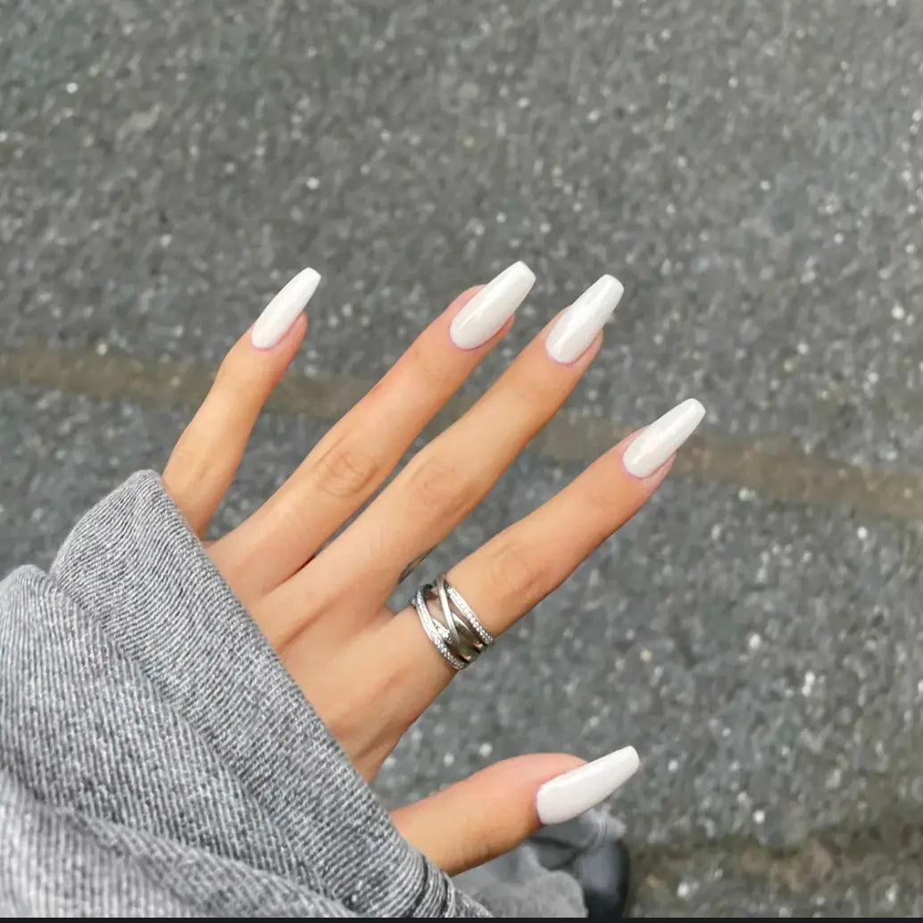 Ballet Bright White Finished Fake Nail Tips